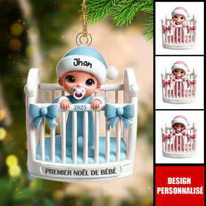 Suspension de Noël Personnalisée – Premier Noël de Bébé en Berceau avec Prénom et Année