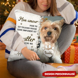 Coussin Personnalisé avec Photo de Chien et Message d’Amour – Cadeau Émotionnel et Réconfortant