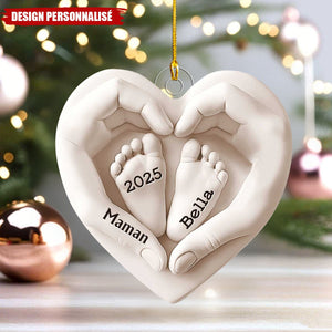 Ornement Cœur Personnalisé avec Empreintes de Pieds de Bébé – Cadeau Souvenir pour Nouveaux Parents