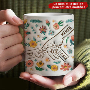 Maman Tenant Les Mains Avec Fleurs de Tendresse 3D - Mug Personnalisé Pour Maman