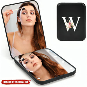 Miroir de Poche Personnalisé avec Initiale Florale – Cadeau Élégant et Pratique