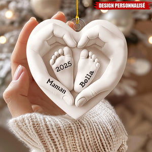 Ornement Cœur Personnalisé avec Empreintes de Pieds de Bébé – Cadeau Souvenir pour Nouveaux Parents
