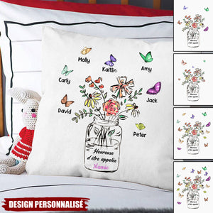 Coussin Personnalisé avec Papillons et Prénoms – Cadeau Émotionnel et Unique pour Mamie