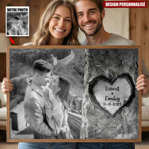 Affiche Personnalisée “Coeur Gravé” — Souvenir de Couple avec Votre Photo & Date Spéciale