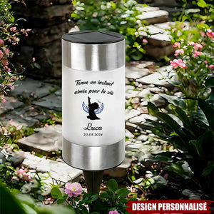 Lampe Solaire de Jardin Personnalisée – Cadeau commémoratif familial avec nom et silhouette