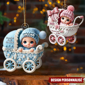 Suspension de Noël Personnalisée – Bébé nouveau-né dans un landau