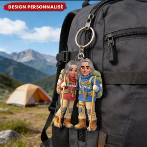Porte-clés Couple Randonneurs Personnalisé – Cadeau Romantique pour les Aventuriers