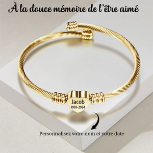 Bracelet commémoratif personnalisé avec nom et date gravés pour femme