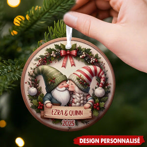 Ornement Personnalisé Couple qui s’Embrasse - Souvenir Unique pour Sapin Festif