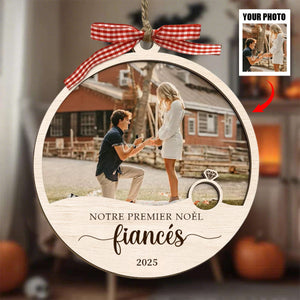 Notre Premier Noël Fiancés – Suspension Souvenir Personnalisée avec Photo