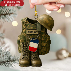 Ornement Militaire Personnalisé – Nom et Drapeau à Personnaliser