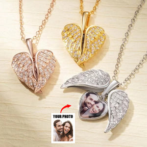 Collier Cœur Ailé avec Photo Personnalisée – Cadeau Unique d’Amour et de Souvenir