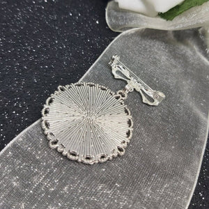 Broche Médaillon Photo Personnalisée – Souvenir Unique et Élégant