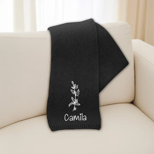 Écharpe Personnalisée et Fleur – Cadeau Élégant et Chaleureux pour Femme