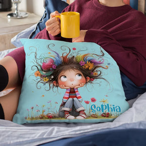 Coussin Personnalisé avec Prénom – Illustration Fille en Dessin Animé Coloré