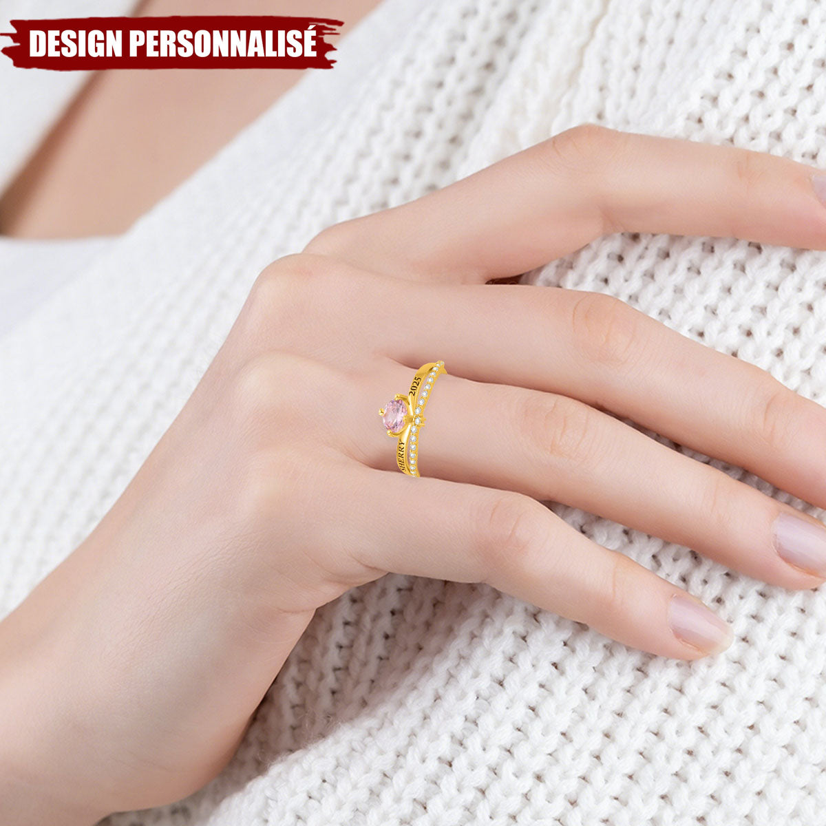 Bague Personnalisée en Zircon – Cadeau Élégant pour Diplômées et Femmes Spéciales