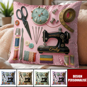 Coussin Personnalisé à Motif de Machine à Coudre et Outils — Cadeau Pour Les Passionnés de Bricolage
