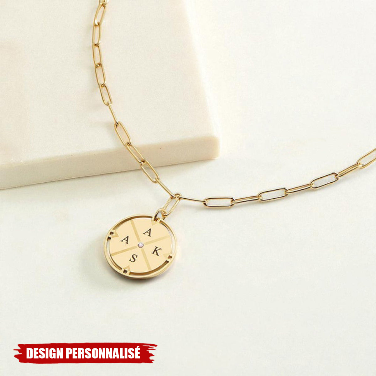 Collier Pendentif Boussole Personnalisé - Cadeau Élégant et Unique
