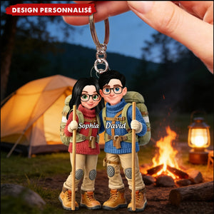 Porte-clés Couple Randonneurs Personnalisé – Cadeau Romantique pour les Aventuriers