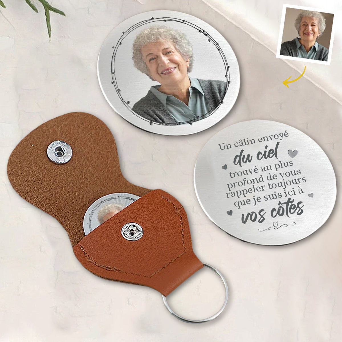 Porte-Clés Commémoratif Personnalisé – “Un Câlin du Ciel” avec Photo et Message Gravé