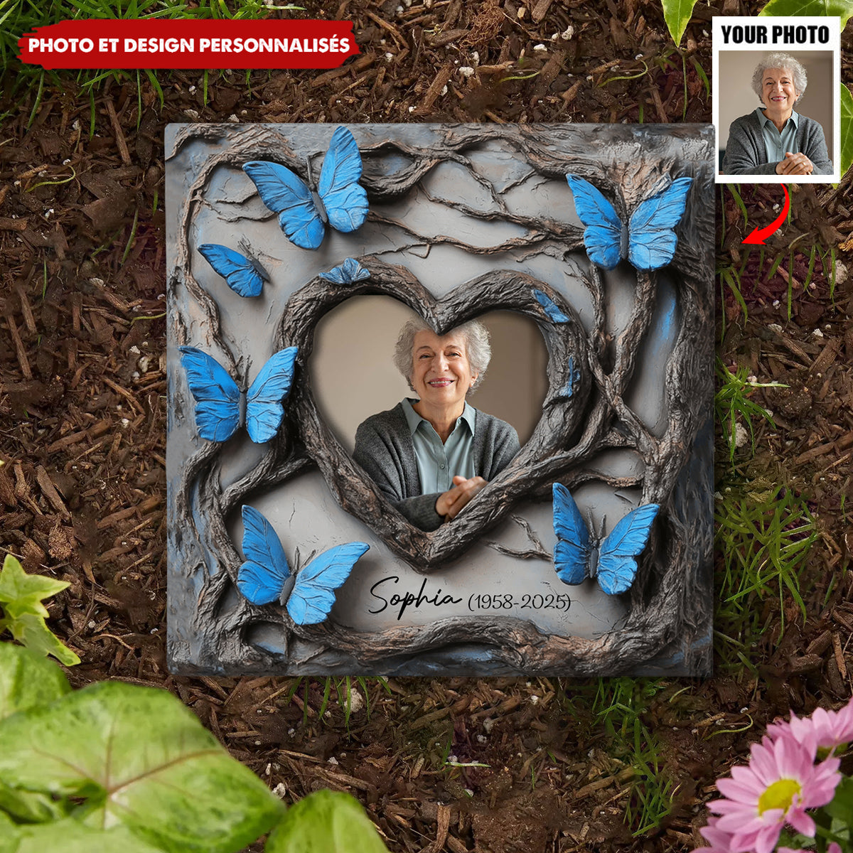 En Mémoire de Nos Êtres Chers – Pierre Commémorative Personnalisée en Forme Carrée avec Papillons Bleus