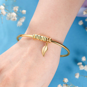 Bracelet Personnalisé en Acier Inoxydable avec Breloque Feuille et Noms Gravés
