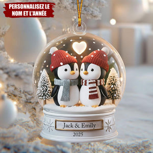 Ornement Personnalisé Couple de Manchots – Cadeau avec Noms et Année