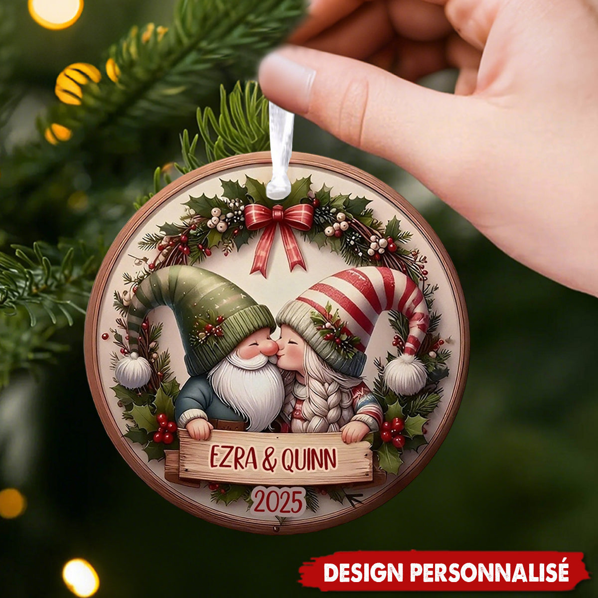 Ornement Personnalisé Couple qui s’Embrasse - Souvenir Unique pour Sapin Festif