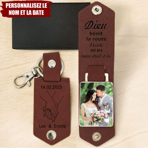 Porte-clés Personnalisé en Cuir avec Photo et Prénoms – Cadeau Romantique pour Couple