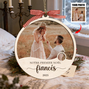 Notre Premier Noël Fiancés – Suspension Souvenir Personnalisée avec Photo