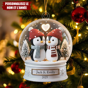 Ornement Personnalisé Couple de Manchots – Cadeau avec Noms et Année