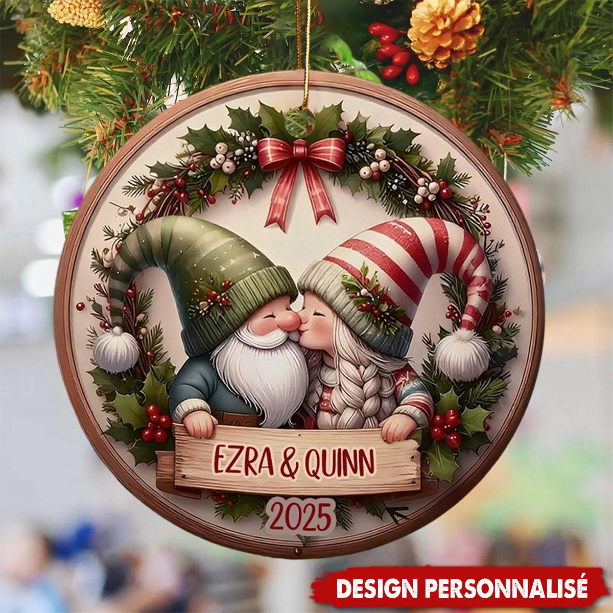 Ornement Personnalisé Couple qui s’Embrasse - Souvenir Unique pour Sapin Festif