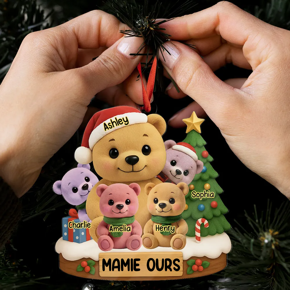 Ornement de Noël Personnalisé en Acrylique – Famille d’Ours avec Prénoms et Sapin