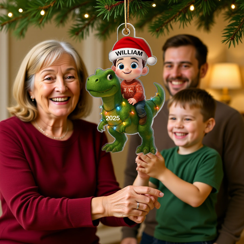 Ornement de Noël Acrylique Personnalisé – Enfants sur Dinosaure avec Prénom et Année