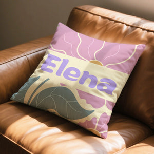 Housse de Coussin Personnalisée avec Nom – Motifs Floraux Rétro
