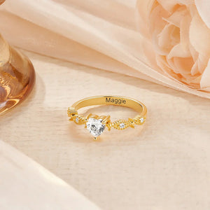 Bague Personnalisée avec Pierre de Naissance – Design Cœur Élégant et Gravure Prénom